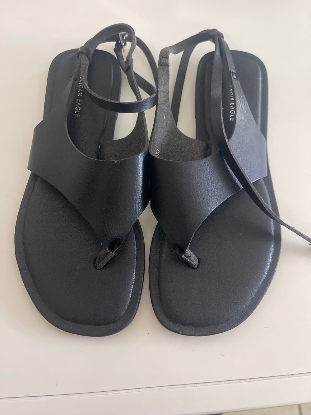 American Eagle Outfitters Black Leather Thong Sandals - Women's